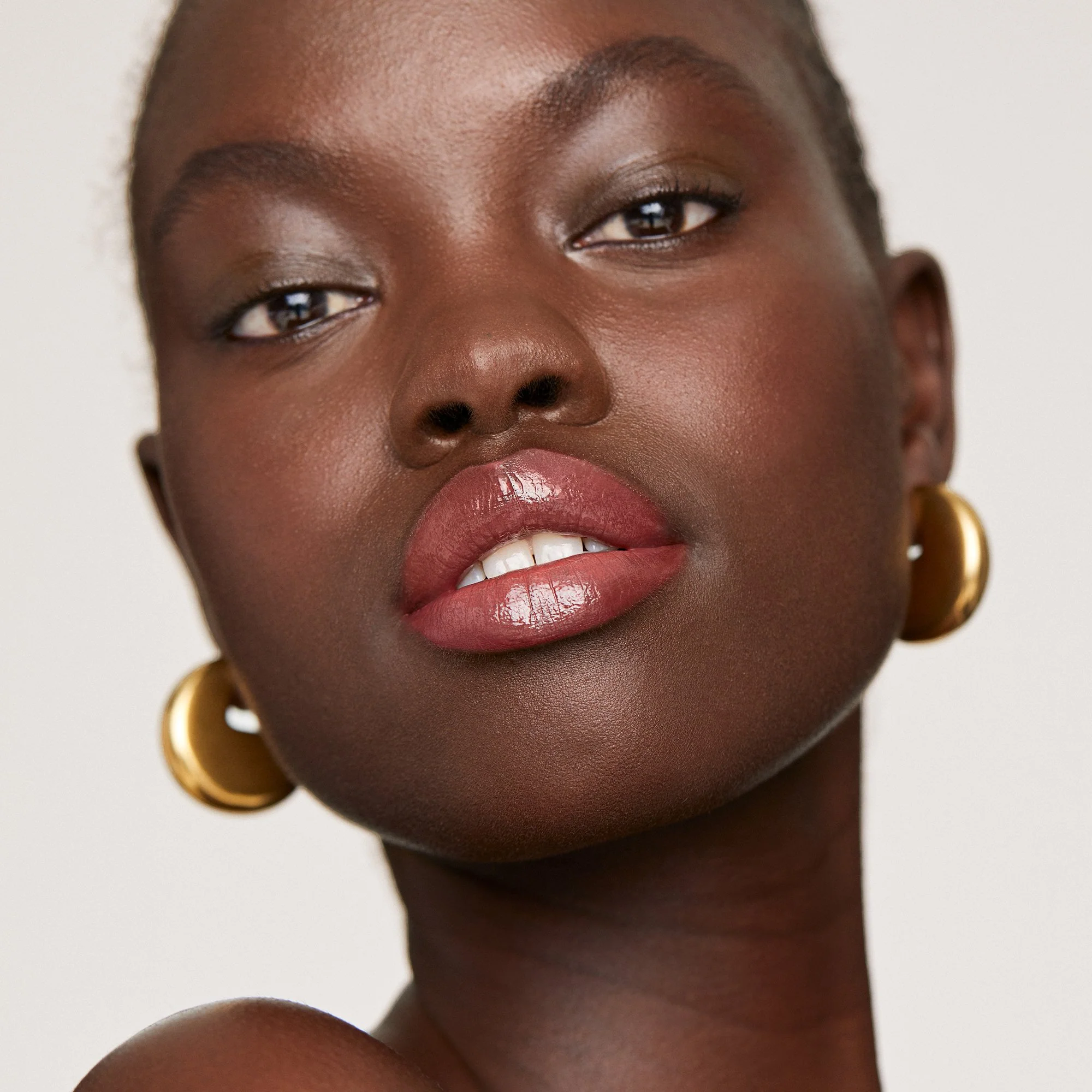 77-shade-slick-10.webp Shade Slick